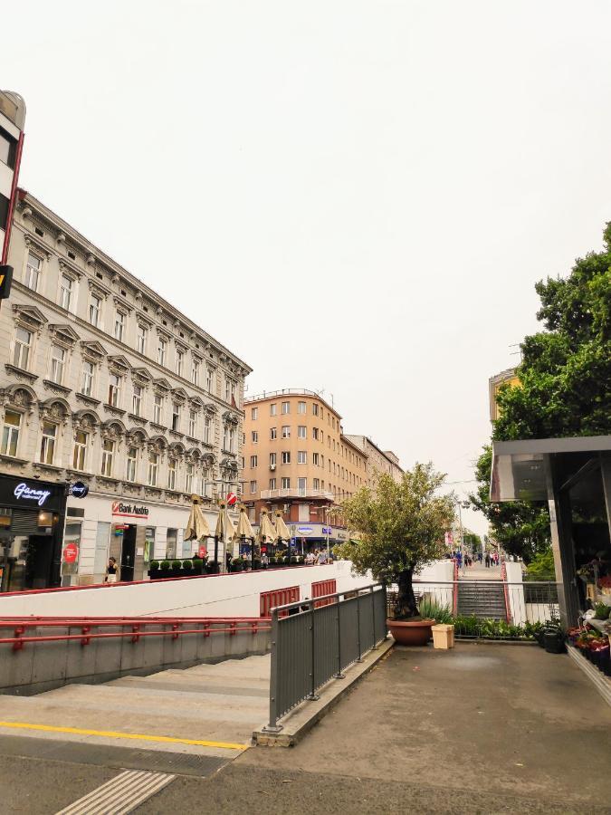 Humboldt Feel Good Apartments Wina Bagian luar foto