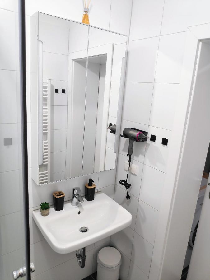 Humboldt Feel Good Apartments Wina Bagian luar foto